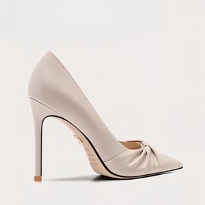 <span class=keywords><strong>Scarpe</strong></span> da <span class=keywords><strong>Donna</strong></span> Eleganti con <span class=keywords><strong>Tacco</strong></span> a Spillo e Punta Affusolata con Fiocco, Vendita all'Ingrosso di Fabbrica - Product Image 5