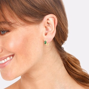 Boucles <span class=keywords><strong>d</strong></span>'oreilles créoles en <span class=keywords><strong>argent</strong></span> sterling 925 plaqué or 14k 18k avec zircon vert, nouvelle mode personnalisée Maimang, bijoux fins pour femmes - Product Image 3