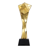 Trophée en résine Big Star en gros avec base noire en cristal, logo personnalisé, trophée de récompense plaqué or créatif, souvenir