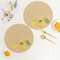 Sets de table bohèmes en feuilles de maïs naturelles écologiques, tissés, 38 cm de diamètre, résistants à la chaleur, antidérapants, décoration de table de restaurant
