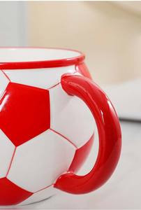 Penjualan laris mug bentuk bola sepak keramik kustom Logo klub sepak bola cangkir kopi keramik suvenir penggemar sepak bola - Product Image 3