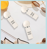 Huile à lèvres solaire SPF 50+ à marque privée, waterproof, scintillante, longue tenue, haute brillance, protection UV, hydratante, végane, blanche
