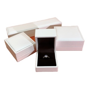 Boîte à bijoux en cuir PU blanc, vente chaude, boîte à bijoux de luxe, boîte à bijoux personnalisée - Product Image 1