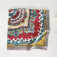 Écharpes en Satin carré et satiné 70x70 cm pour femme, accessoire soyeux en Polyester, motifs cachemire et fleurs, personnalisé