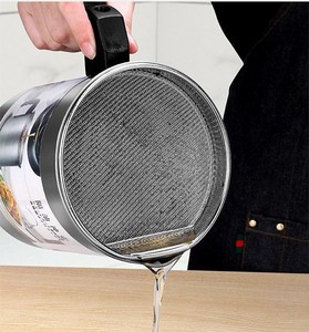 กระติกกรองน้ำมันทอดในครัว ใช้สำหรับกรองน้ำมันปรุงอาหาร ภาชนะกรองไขมันเบคอน พร้อมตะแกรงกรองละเอียด - Product Image 2