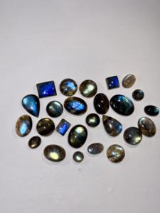 Lote de piedras preciosas sueltas de tamaño MM de calidad superior de labradorita múltiple Uso para la fabricación de joyas Labradorita MM Lote al por mayor - Product Image 3