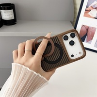 Coque de téléphone magnétique en fibre de carbone avec support rotatif à 360 degrés pour iPhone 17 Air, coque arrière pour iPhone 17, 16, 15