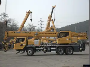 Grúa de camión hidráulica de 20 toneladas de marca China XCT20L4