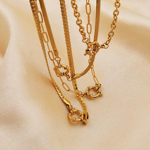 Cadena <span class=keywords><strong>de</strong></span> eslabones con Clip <span class=keywords><strong>de</strong></span> papel <span class=keywords><strong>de</strong></span> serpiente cubana <span class=keywords><strong>de</strong></span> acero inoxidable chapado en oro <span class=keywords><strong>de</strong></span> 18 quilates para mujer, Gargantilla con abalorio <span class=keywords><strong>de</strong></span> boya salvavidas, regalo <span class=keywords><strong>de</strong></span> moda - Product Image 4