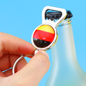 Xun Xin al por mayor logotipo personalizado llaveros Mini abrebotellas llavero 3D Metal esmalte España turista recuerdo llaveros personalizados - Product Image 4
