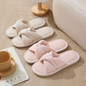 <span class=keywords><strong>Scarpe</strong></span> da <span class=keywords><strong>Donna</strong></span> alla Moda con Suola Morbida e Interno <span class=keywords><strong>in</strong></span> Peluche Caldo, Punta Aperta e Comoda Imbottitura <span class=keywords><strong>in</strong></span> <span class=keywords><strong>Memory</strong></span> <span class=keywords><strong>Foam</strong></span> per Ragazze e Signore - Product Image 3