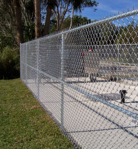 Rollo de Malla de Gancho y Bucle Galvanizado por Inmersión en Caliente, Ecológico, <span class=keywords><strong>Flexible</strong></span> y Fácil de Instalar, para Cercas de Granjas y Ranchos - Product Image 1