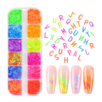 12 Grilles de Paillettes Colorées Irrégulières en Forme de Papillon, Cœurs, Fleurs, Étoiles pour Nail Art – Paillettes Fluorescentes