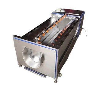 Vegetable peeling and cleaning integrated machine