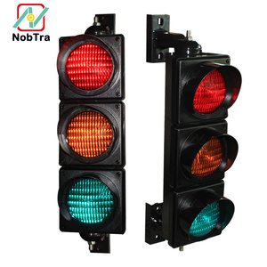 Semáforo de Alta Calidad y Bajo Precio para el Mercado del Reino Unido, 4 Pulgadas, Rojo/Amarillo/Verde, Alto Flujo Luminoso - Product Image 3