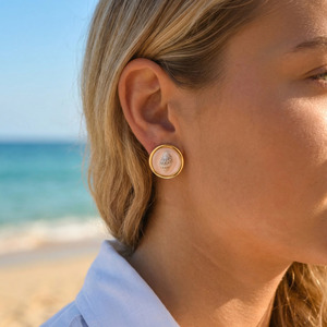 Pendientes de Concha Marina de Acero Inoxidable 316L con Oro de 18K para Mujer, Estilo Sirena, con Resina Costera, Tipo Huggie, Joyería Impermeable - Product Image 2