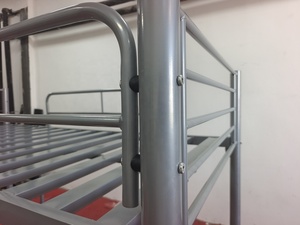 Lits métalliques robustes à deux niveaux pour ouvriers, étudiants et écoles - Product Image 6