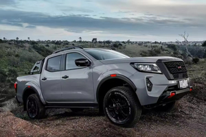 Camioneta <span class=keywords><strong>Nissan</strong></span> Navara en Oferta, 4x4, Caja <span class=keywords><strong>de</strong></span> Cambios Automática, 150-200 CV, Nueva Condición, Emisión Euro VI, Neumáticos R18, Tracción Delantera, Depósito Izquierdo - Product Image 5