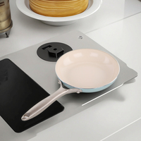 Ensemble de 8 casseroles en aluminium avec revêtement antiadhésif en céramique pressée, couvercles en verre trempé et silicone, poignées en acier inoxydable, compatible induction et gaz
