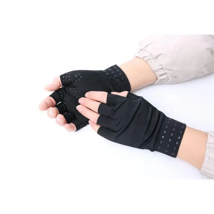 Rehabilitasyon eğitimi manyetik kaymaz nefes yarım parmak sıkıştırma eldiven Anti artrit bilek eldiven