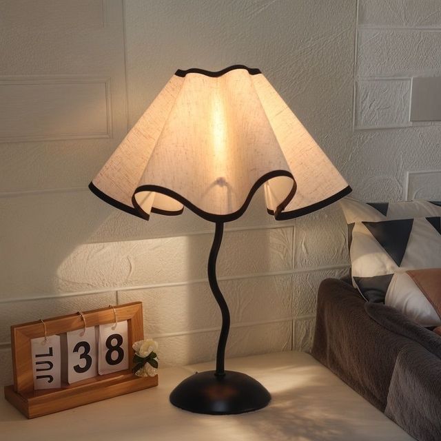 The Latest Skirt Petal Night Light Modern Simple Table Lamp Bedroom Bedside Study LED Atmosphere Light Eye protection Lamp