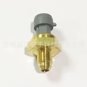 Sensor de Presión de Aceite Ford Navistar 1847913C91, Tipo de Manómetro Piezoresistivo con Montaje Roscado de 0-600 bar - Product Image 3