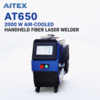Machine de soudage au laser à fibre portative compacte de 2000 W refroidie par air, soudeuse au laser portable pour l'acier inoxydable AT650