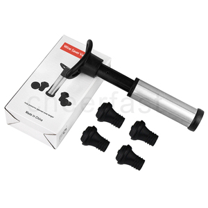 Kit de conservation du <span class=keywords><strong>vin</strong></span> avec <span class=keywords><strong>pompe</strong></span> <span class=keywords><strong>à</strong></span> <span class=keywords><strong>vide</strong></span>, comprenant 4 bouchons de bouteille réutilisables anti-fuite et <span class=keywords><strong>pompe</strong></span> <span class=keywords><strong>à</strong></span> <span class=keywords><strong>vide</strong></span> pour bouteille de <span class=keywords><strong>vin</strong></span> - Product Image 1