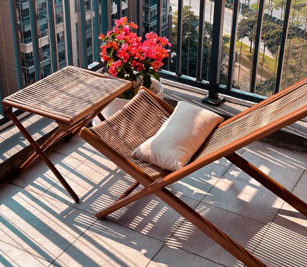 1 drawstring chair+1 footrest
