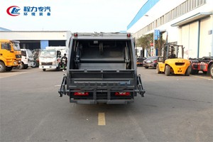 Camion compacteur léger de 5 tonnes pour le transport des déchets ménagers et communautaires - Product Image 6