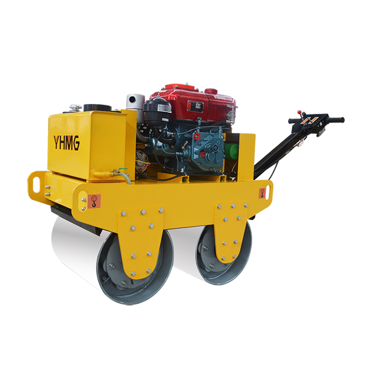 振動ローラー 楽々 AVR1000 ドラム幅：700㎜ 新品 運転席付き 日本新