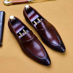 Layered cowhide <b>pointed</b>-toe men's shoes - English leather business formal wear - One-piece slip-on casual shoes with an English - Product Image 6