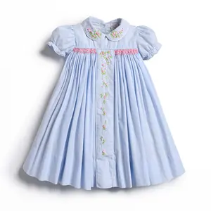 2024 लड़कियों के लिए स्मोक्ड ड्रेस कस्टम ग्रीष्मकालीन बच्चों की कढ़ाई हाथ से बने फूल बेबी गर्ल बच्चों के लिए स्मोक्ड कपड़े बच्चों के कपड़े