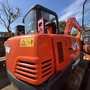 Miniexcavadora Doosan DH55 de 5 toneladas usada, máquina de construcción excavadora con buena bomba de motor PLC, precio al por mayor disponible para la venta - Product Image 2