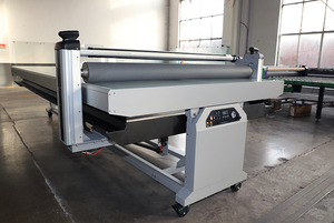 Laminateur semi-automatique à plat LeFu LF1732-B4 avec applicateur chauffant 60°C pour la lamination de films, papier, plastique, bois et panneaux de signalisation - Product Image 5