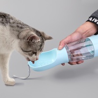 Gourde de voyage multifonctionnelle pour animaux de compagnie, légère, anti-fuite, avec récipient à friandises et support pour sacs à déjections
