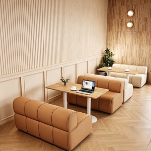 Set di Tavoli e Divanetti in Stile Moderno Crema per Ristoranti, con Cuscini in Pelle per Caffè e Bistrot - Product Image 2