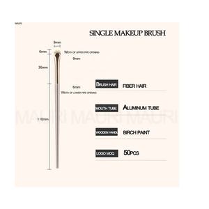 2024 personalizado en forma de media luna detalles de los ojos cepillo pequeño semi-ventilador hoja delineador sombra de ojos cepillo debajo del párpado <span class=keywords><strong>para</strong></span> herramienta de maquillaje cepillo - Product Image 4