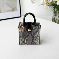Sac Mini Maison en Cuir PU Tendance, Porte-clés pour Écouteurs, Rouge à Lèvres, Clés de Voiture – Doux et Durable, Cadeau Idéal pour Femme