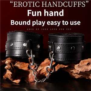 革製BDSM女性奴隷セックス拘束キット、手錠、首輪、鞭、セルフボンデージセックストイ（男性女性用） - Product Image 3