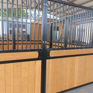 China Lieferung Tier Geflügelhaltung Ausrüstung kostengünstig Stahl Bambus Pferdestall Stalltür Pferdestall Pferdeställe