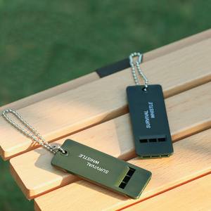 Sifflet de survie 3 fréquences à décibels élevés, portable, porte-clés, pour camping, randonnée, outils d'urgence extérieurs 2023 - Vente en gros - Product Image 4