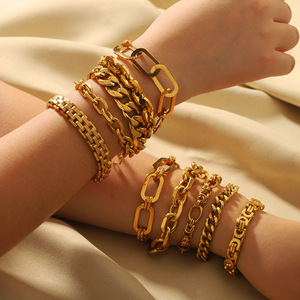 สร้อยข้อมือสแตนเลสสตีลแบบหนา ดีไซน์แฟชั่นฮิปฮอปพังก์ สำหรับผู้หญิงและผู้ชาย |   ชุบทอง 24K ดีไซน์โดดเด่นและทันสมัย - Product Image 4