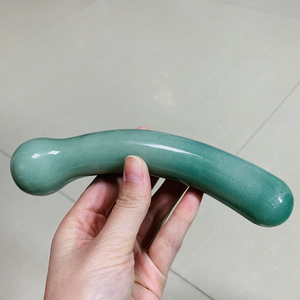 Varita de Masaje Yoni de Cristal de Aventurina Verde Natural Curativa, Juguete Sexual para Mujeres, Dildo para Punto G, Varitas Yoni Curvas de Jade con Forma de Pene - Product Image 3