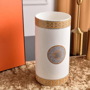 Jarrón de Flores de Cerámica Moderno y de Lujo al por Mayor de Fábrica con Caja de Regalo para Decoración del Hogar - Product Image 1