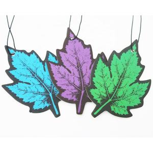 Désodorisant en papier pour <span class=keywords><strong>voiture</strong></span> de forme personnalisée directement de l'usine Carte de parfum en papier suspendu Vente en gros <span class=keywords><strong>Pas</strong></span> <span class=keywords><strong>cher</strong></span> Désodorisant pour <span class=keywords><strong>voiture</strong></span> Arbres - Product Image 1