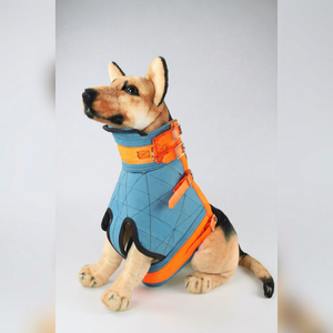 Arnés Ajustable para Perro de Nailon Azul Resistente LT con Correas Naranjas, Cierre de Hebilla, Estilo Deportivo, Herrajes Metálicos Mate para Razas Grandes - Product Image 1