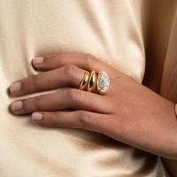 Moderner 18K Vergoldeter Wickelring für Frauen Überkreuzter Breiter Bandring Zweifarbiger Kristall-Statement-Ring Minimalistischer Modeschmuck