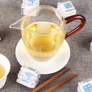 Thé Blanc du Yunnan en Petites Briques Indépendantes 2020 – Soulage la Fatigue – Petite Briquette Dorée - Product Image 4