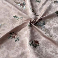 Superbe Tissu Jacquard Écologique à Motif Volant, Plusieurs Couleurs, Haute Qualité, Confort Optimal, pour Vêtements Personnalisés Femme et Enfant